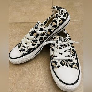 CONVERSE Shoreline Womens Slip On Leopard Animal Print Sneakers Size 6